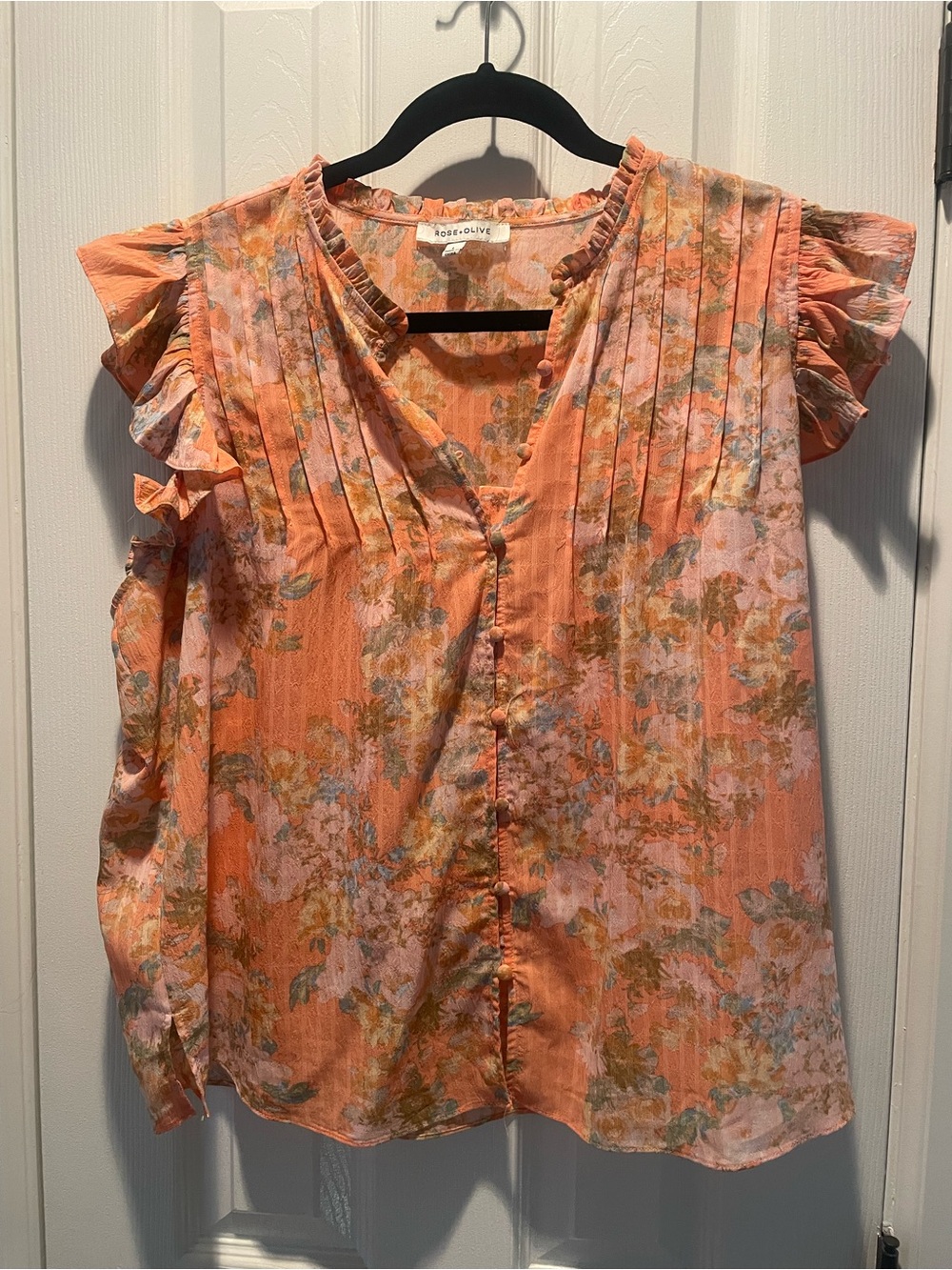 Rose & Olive Coral Floral Pintuck Ruffle Sleeve Blouse